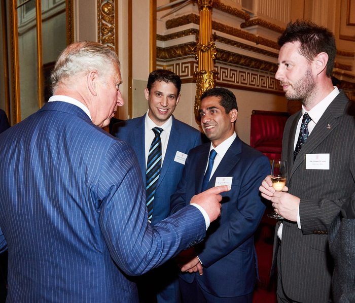 Prins Charles in gesprek met Andy over de AVG