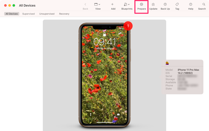 Apple Configurator의 “준비” 버튼