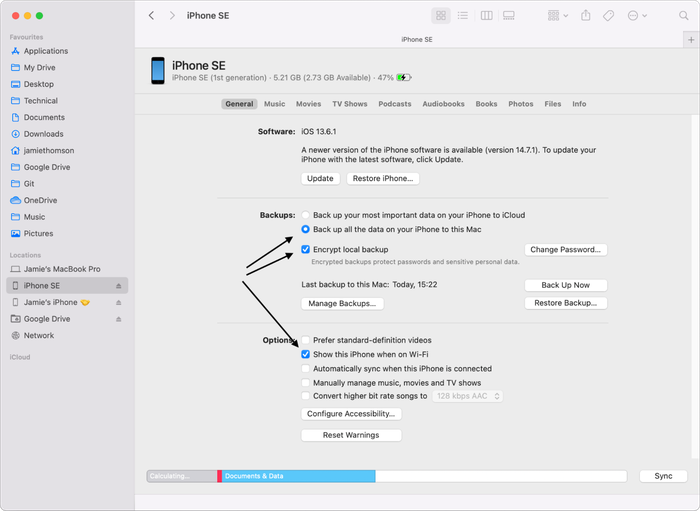 Come attivare la sincronizzazione Wi-Fi per un dispositivo iOS nel Finder su macOS